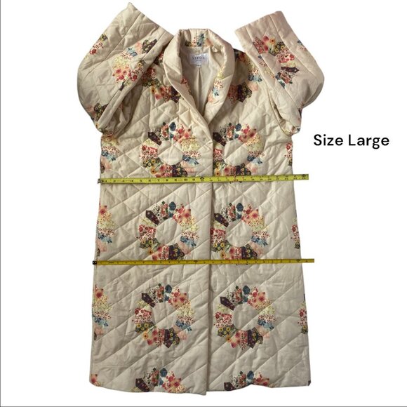 NEW Samantha Sipos Quilted Sunburst Coat - Picture 15 of 16